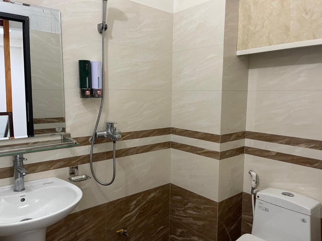 Nhat Sapa Hostel Екстер'єр фото